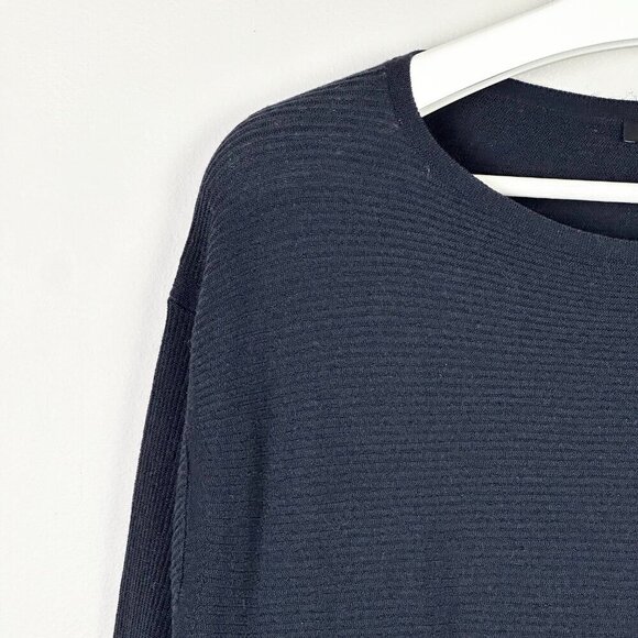 Lafayette 148 Lightweight Wool Crew Neck Sweater Black - Picture 3 of 8